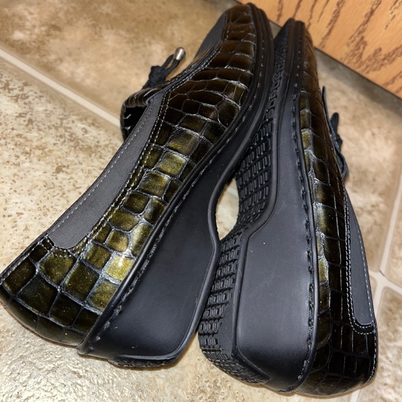 ara Women’s Green Croc Embossed Leather Loafers Sz-6 - Picture 7 of 9